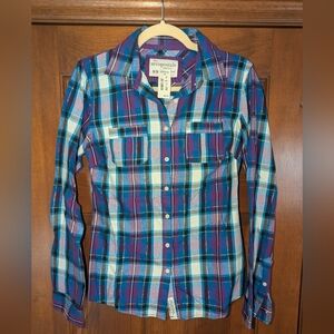 Aeropostale Plaid Button Down Shirt - Medium - purple blue and white - flannel